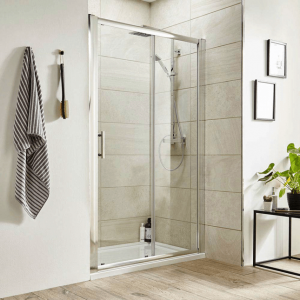 Get Rid of Streaky Shower Doors — for Good! | How to Clean Shower Doors, Cleaning Shower Doors, Cleaning Bathrooms, Bathroom Cleaning Tips and Tricks, Bathroom Cleaning Hacks, How to Clean Your SHower, The Correct Way to Clean Your Shower, Popular Pin