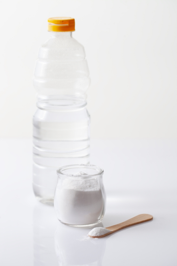You need this recipe for a homemade miracle cleaner. You can use this miracle cleaner in most any room of your home, with real results. See how you can use it as an alternative to bleach!